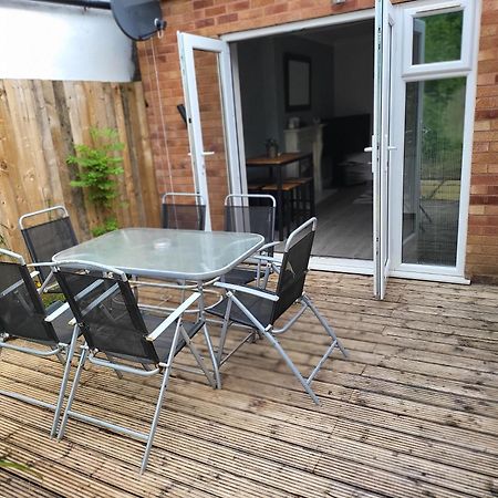 Birmingham Blissful Apartment With 2 Bedrooms Екстериор снимка