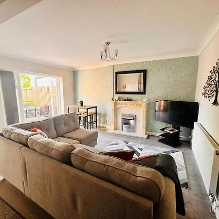 Birmingham Blissful Apartment With 2 Bedrooms Екстериор снимка